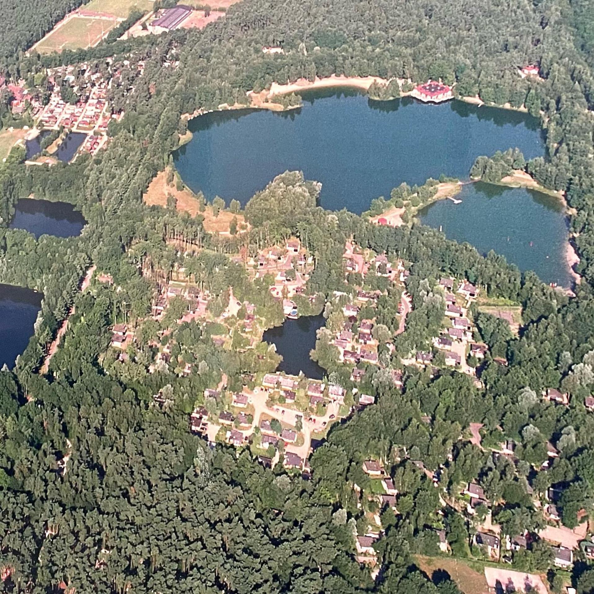 Boshuisje Pinus Sonnevijver Residences Lanaken Exterior foto